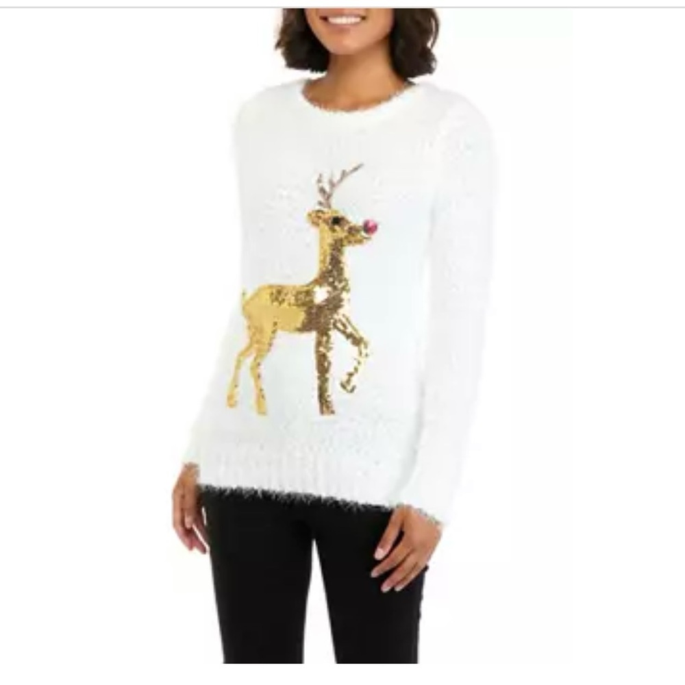 JOYLAND REINDEER CHRISTMAS SWEATER NWT SZ MEDIUM. WHITE AND GOLD. COZY AND SOFT.